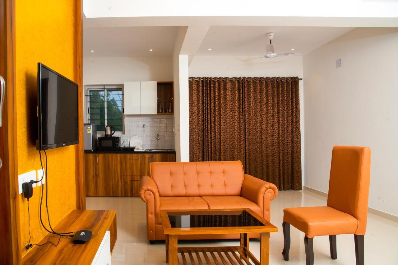 Beach Heaven Deluxe Rooms & Serviced Apartments Suratakal Kültér fotó
